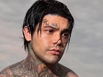 VIDEO: Yeferson Cossio apareció usando minifalda en importante centro comercial de Medellín