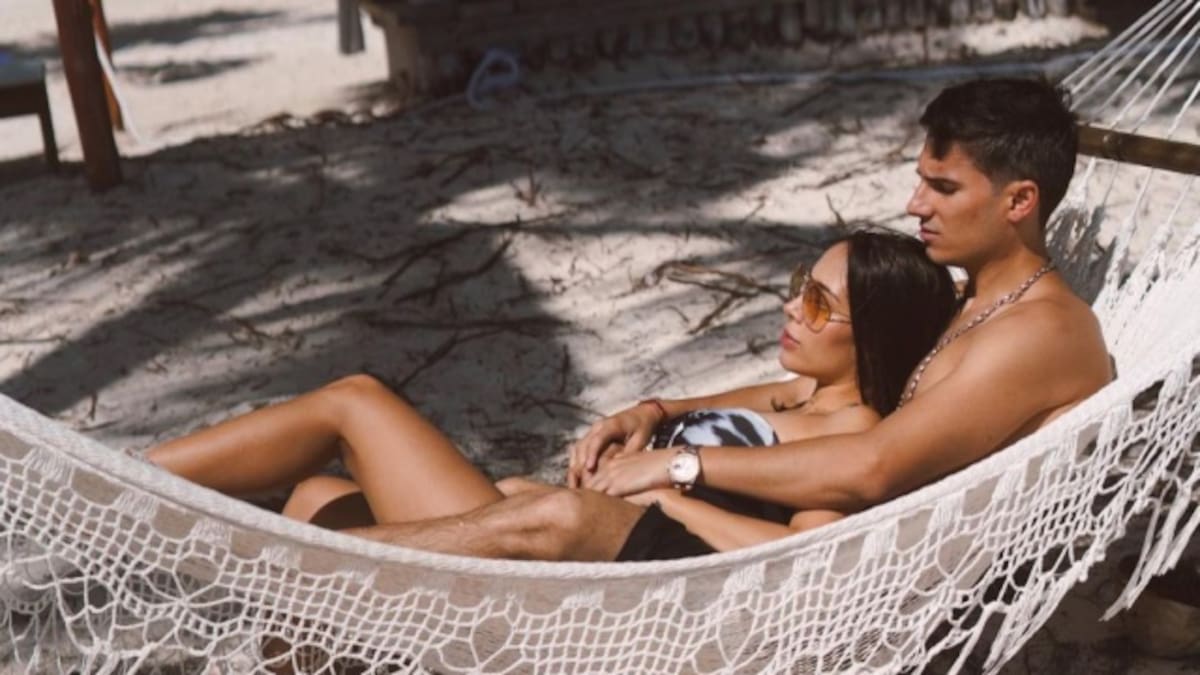 Captan a Pipe Bueno con "las manos en las nalgas"