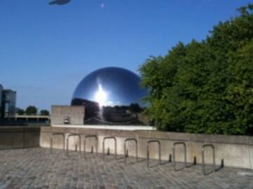 Estos famosos revelan sus encuentros cercanos con OVNIS