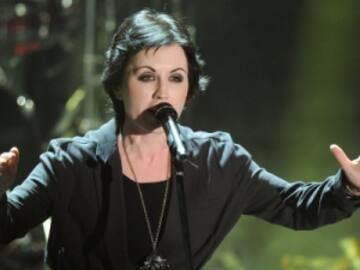 LA MUERTE DE DOLORES O'RIORDAN NO ESTÁ SIENDO INVESTIGADA COMO 'SOSPECHOSA'