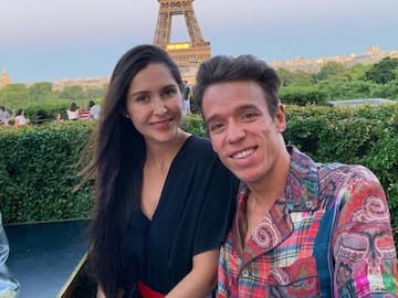 Rigo desempolvó foto de cuando tenía 16 años; estaba endeudado y “parecía de 40"