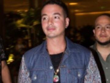 J Balvin y sus supuestos retoques en la cara