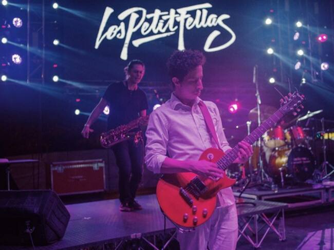 facebook.com/LosPetitFellas