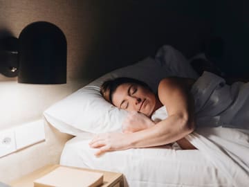 ¿Qué significa soñar con alguien fallecido? Acá te contamos las interpretaciones