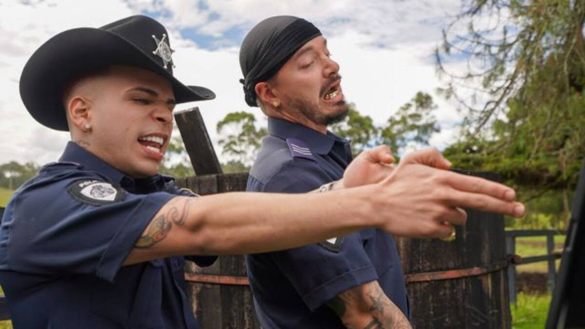 Kevvo y J Balvin se unen para hacernos bailar con ‘Billetes Azules’