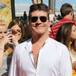 MEL B LE LANZA UN VASO DE AGUA A SIMON COWELL EN PLENO REALITY SHOW