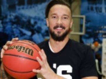 Él es pastor de la iglesia a la que asiste Justin Bieber