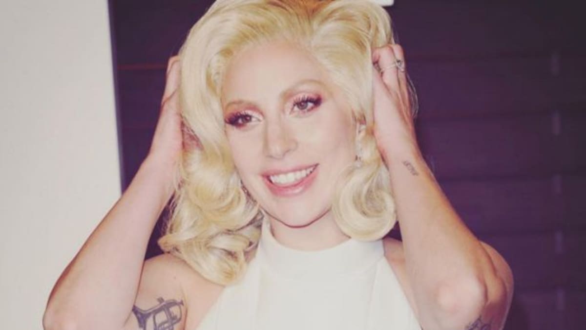 Lady Gaga se hace un tatuaje tras superar la agresión sexual que sufrió a los 19 años