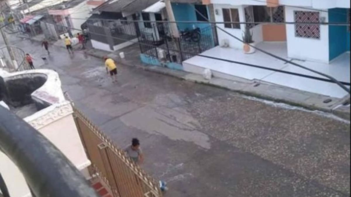 Delincuentes abusan sexualmente de una mujer que no tenía nada para robarle