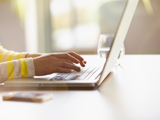 Escribir en computador | Getty Images