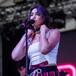 Dua Lipa cantó y encantó en Bonnaroo 2017