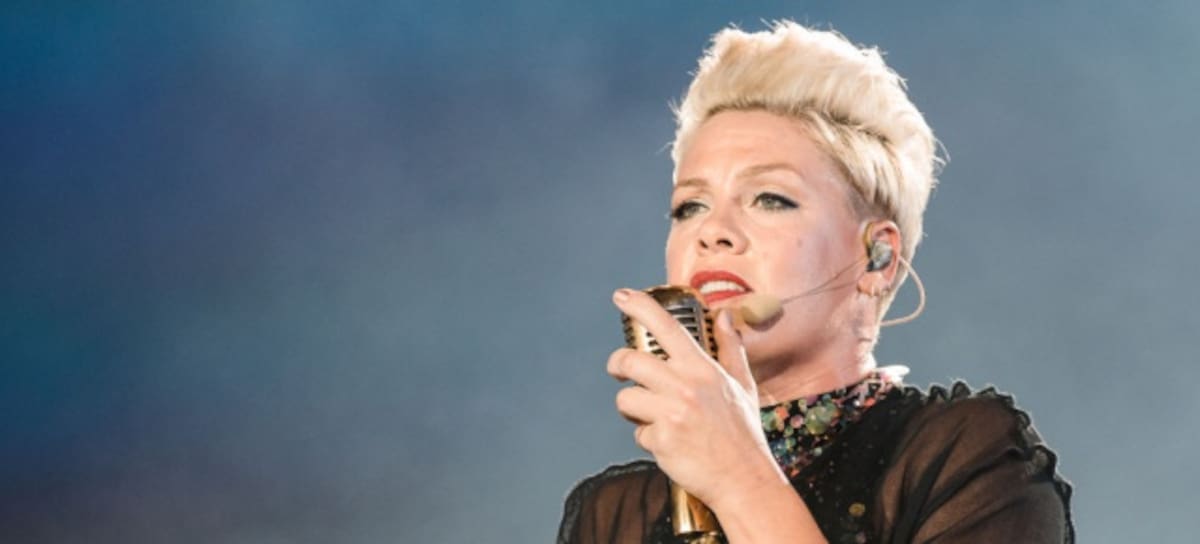 Pink dio positivo por coronavirus