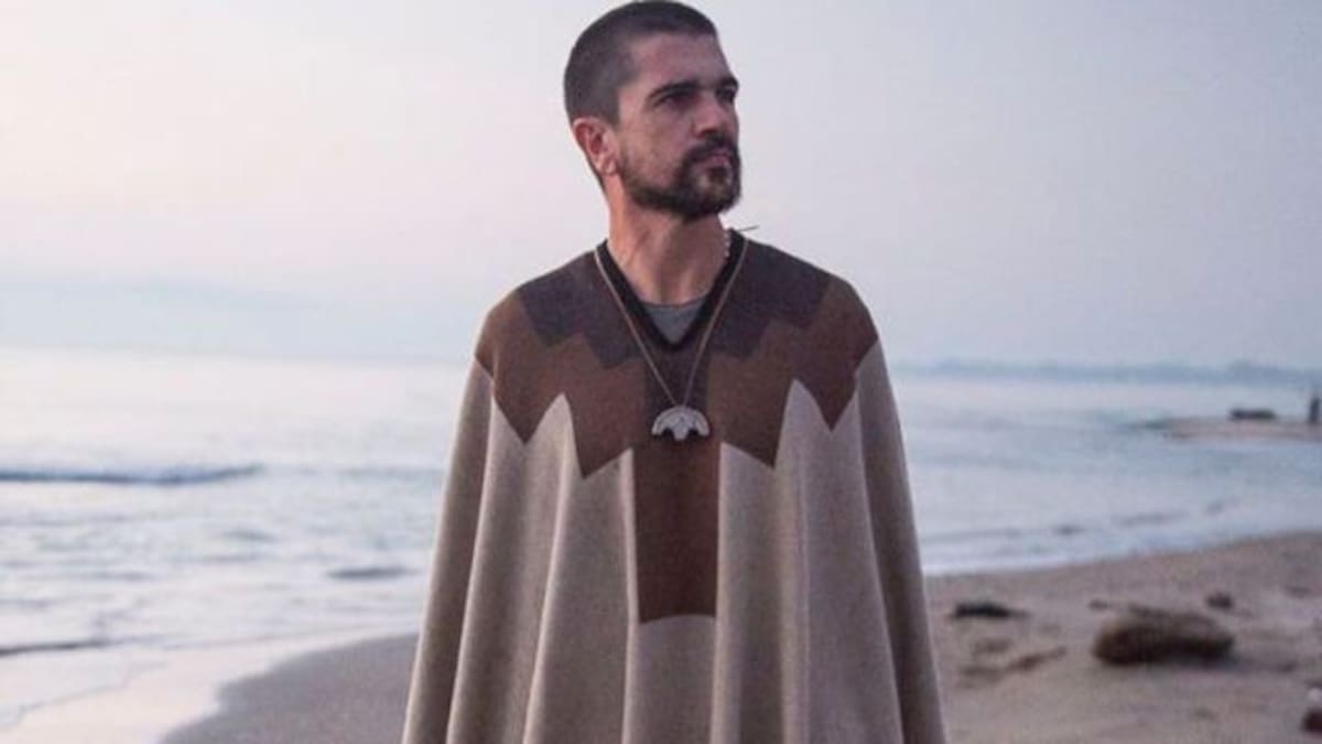 Juanes se une el Evento 40 de Navidad de una manera muy especial