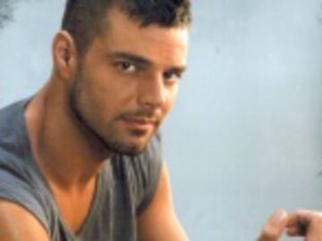 ASÍ SE VE RICKY MARTIN COMO EL AMANTE DE VERSACE EN "AMERICAN CRIME STORY"