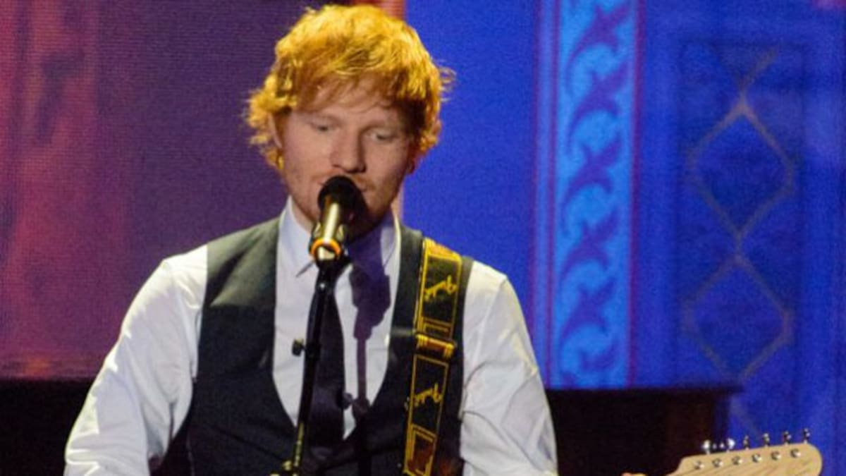 Ed Sheeran está obsesionado con las ventas de sus discos