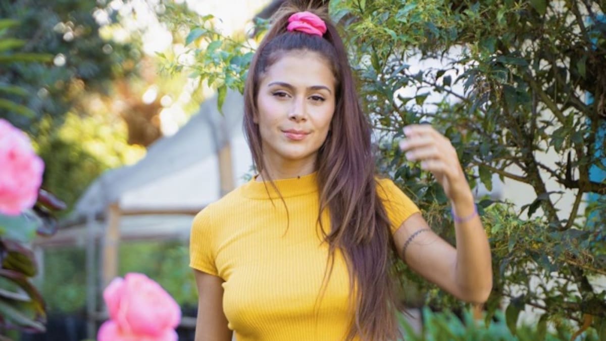 Greeicy Rendón presume su cuerpo mientras baila bajo el sol