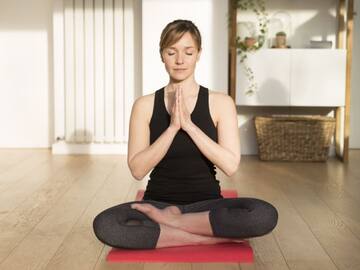 6 aplicaciones para meditar gratis, en español: perfectas para principiantes ¿cada cuánto usarla?