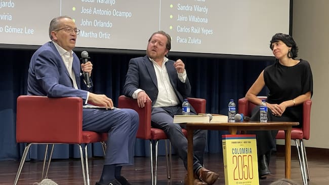 Ellos son los editores del libro. Créditos: Margarita Contreras