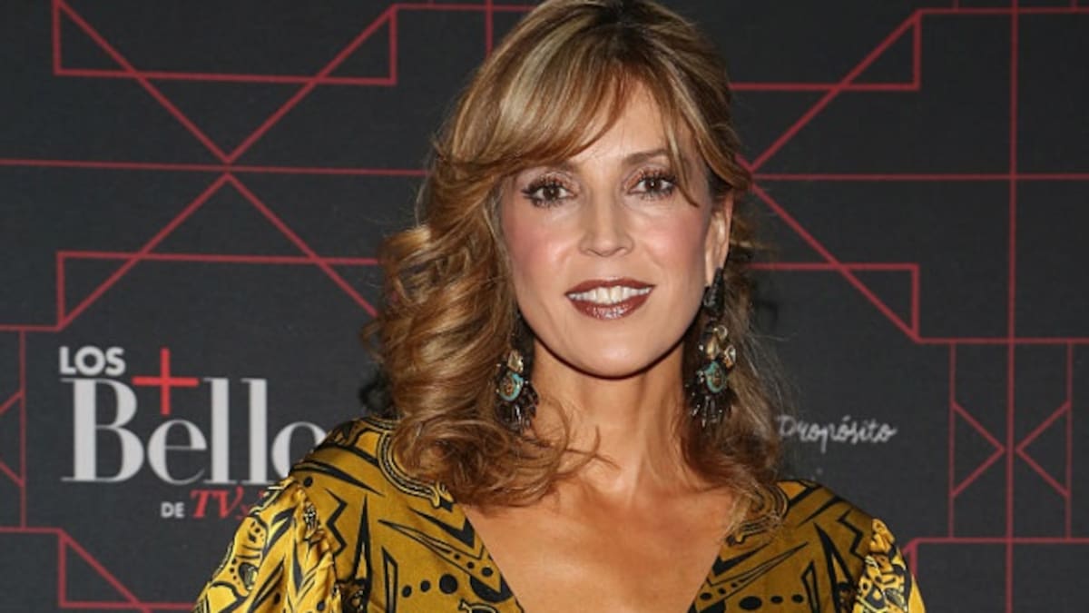 ¿Chucha japonesa? Así se burla Alejandra Azcarate de su compañero de avión