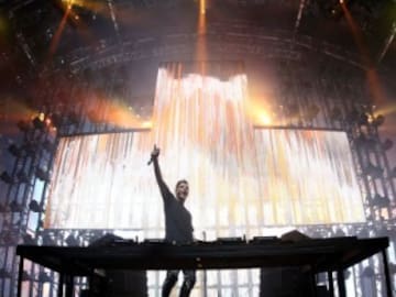 Martin Garrix lanza el video de su canción "There for you"junto a Troye Sivan