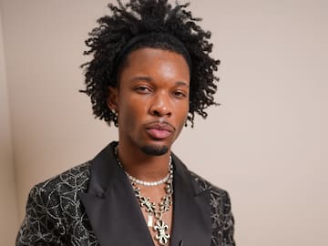 Hallan un cadáver en descomposición en el maletero de un coche registrado a nombre del cantante d4vd