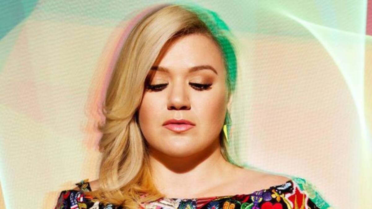 Kelly Clarkson olvida la letra de su más exitosa canción