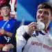El clavadista que es viral por tejer en París 2024, ¡ha ganado 5 medallas olímpicas!