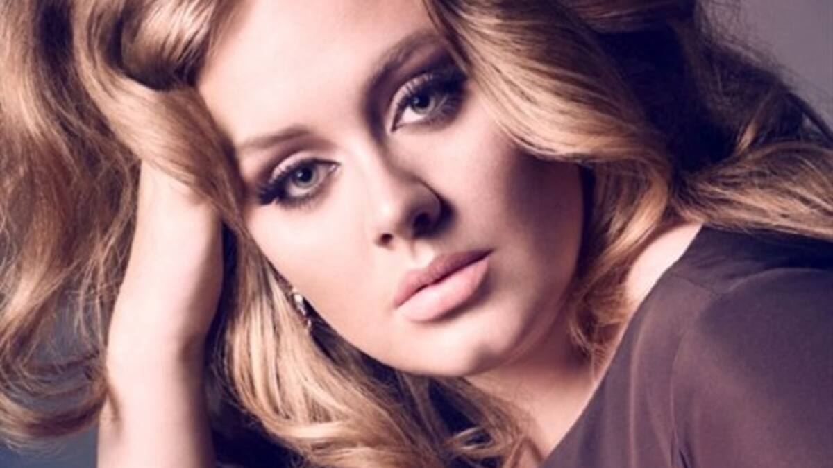 Adele recurre a terapia de hipnosis para enfrentar el pánico escénico