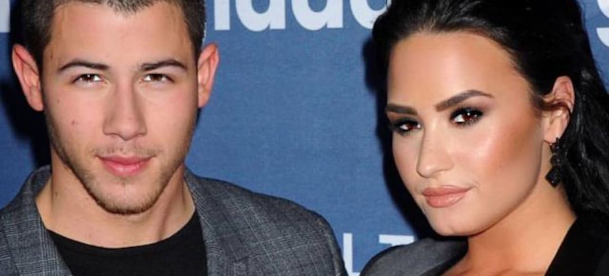 facebook.com/DemiLovato/