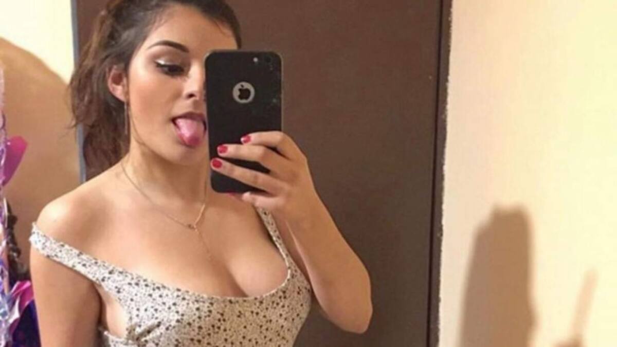 Se toma una selfie y atrás aparece Chucky