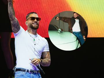 Maluma no pudo escapar del tránsito en Medellín, ni con su Ferrari | VIDEO