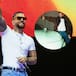 Maluma no pudo escapar del tránsito en Medellín, ni con su Ferrari | VIDEO