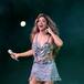 ¡Impresionante! Shakira recreó abrazó son su versión adolescente gracias a la IA