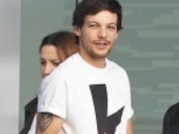 Louis Tomlinson firma un contrato discográfico con el sello de Simon Cowell