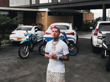 FOTOS: Así es la lujosa camioneta que Blessd trajo a Colombia; vale más de 3 mil millones de pesos