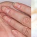 Tres remedios caseros para recuperar tus uñas después de usar semipermanente