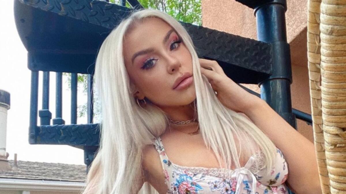 Modelo ofrece nudes para que no voten por Trump