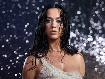 Karol G se une a Katy Perry, Anitta y más artistas que cantarán en los Premios MTV VMAs 2024