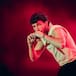 La reacción de Sebastián Yatra al tener un bebé en brazos: "Me pongo nervioso"