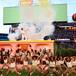 Karol G, Cardi B y más celebridades que estuvieron en la casita de Bad Bunny en el Super Bowl 2026