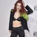 El candente beso de Bella Thorne con otra mujer deja a muchos sin respiración