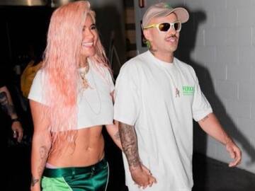 Karol G estaría bien ‘tragada’ de Feid y le ‘echa puras flores’; dice que “es una bendición”