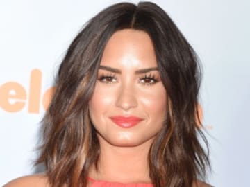 DEMI LOVATO CELEBRA SEIS AÑOS SOBRIA