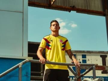 James Rodriguez y la nueva camiseta de la selección provocan efusivo saludo de la modelo rusa
