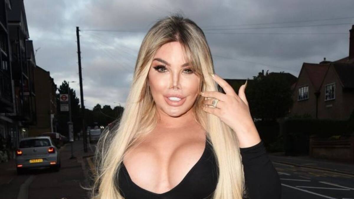 La ‘barbie humana’ comparte foto sin maquillaje y las redes explotan