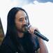 Steve Aoki sale desnudo en instagram y provoca la burla de sus fans
