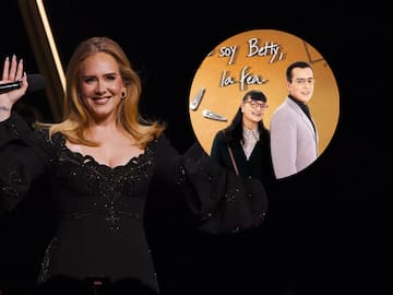 Así fue la participación de Adele en ‘Yo Soy Betty la Fea’; muy pocos lo habían notado