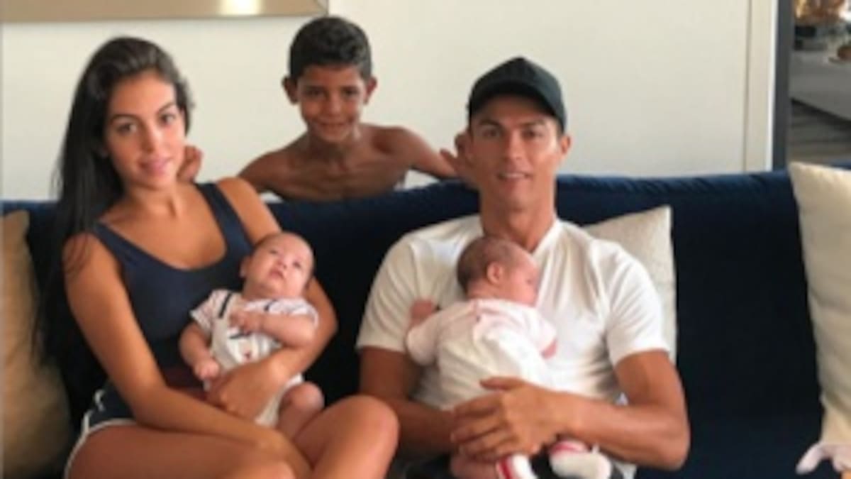 ¿A quién se parecen los mellizos de Cristiano Ronaldo?