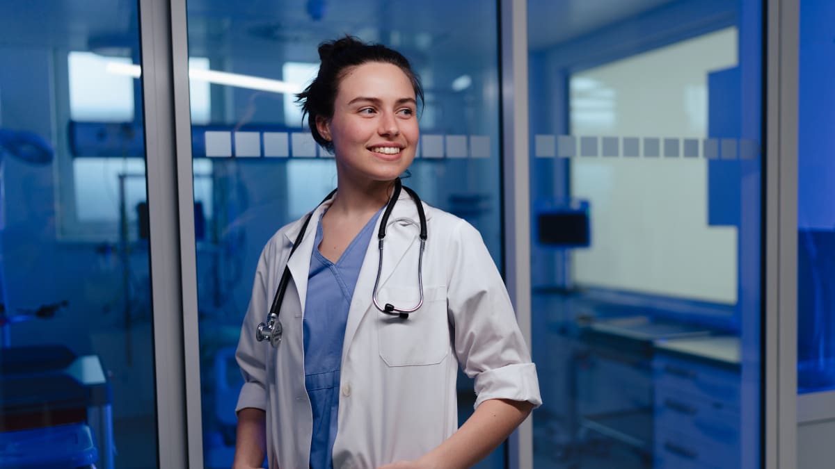 ¿Es muy costoso? Esto vale estudiar Medicina en la Universidad de los Andes: dura 6 años