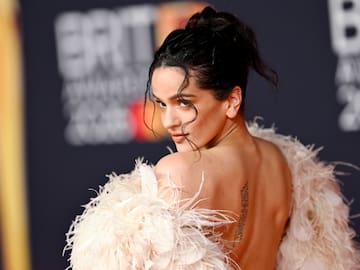 El confesionario de Rosalía en LUX Tour: todos los famosos que han pasado y sus declaraciones más sorprendentes